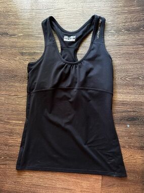 Under Armour Black Gold Fitted Racerback Sports Tanktop Built In Bra Small